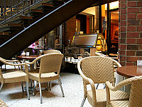 Bar Levante inside
